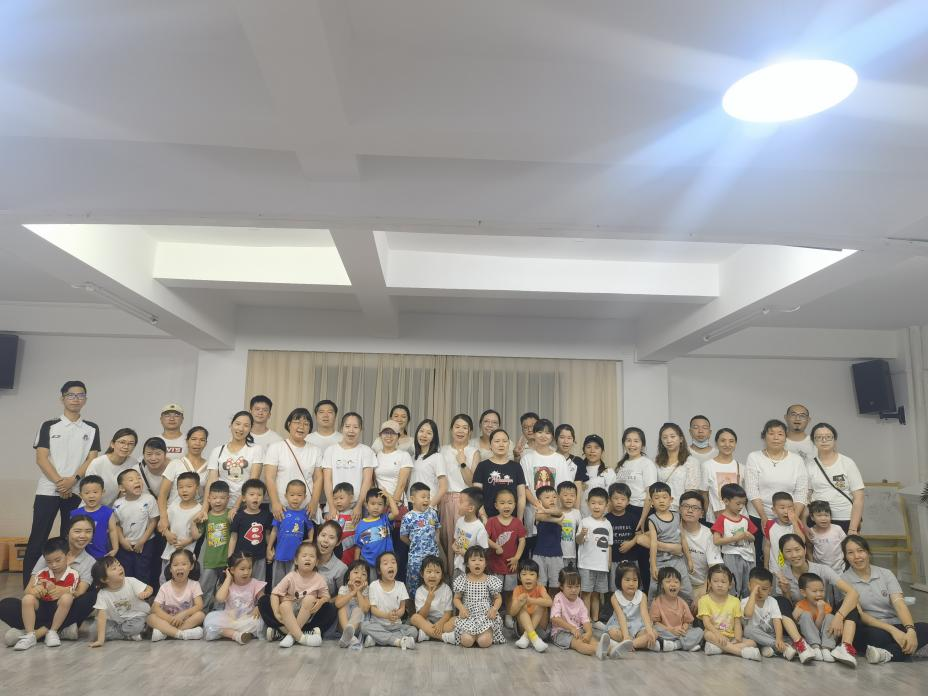 萌娃成长 我心飞扬——小班家长开放日