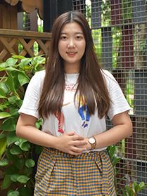张雯1.jpg