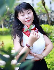 李俏.jpg