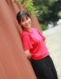 梁梦婷1.jpg